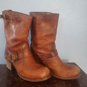 Veronica Short Boots